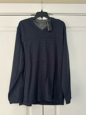 Van Heusen Heather Blue and Gray Crewneck Pullover